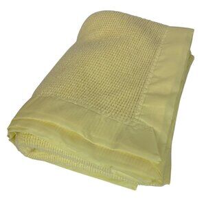 Vintage Yellow Waffle Weave Unisex Baby Infant Blanket Satin Trim Nursery Decor
